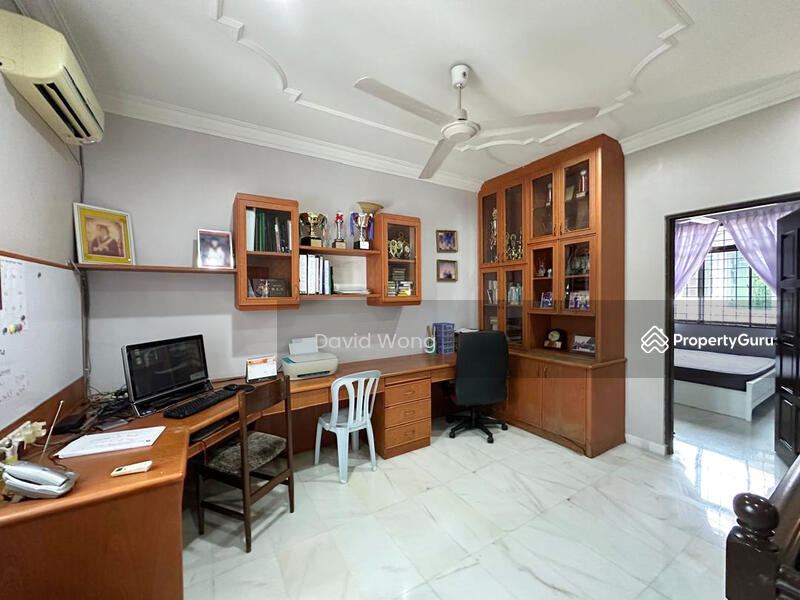 For Sale - Taman Golf