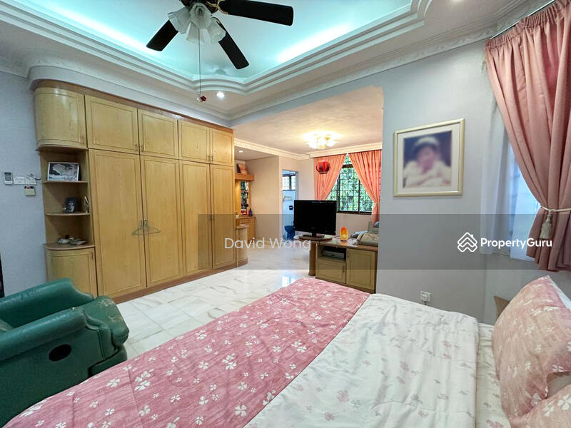 For Sale - Taman Golf