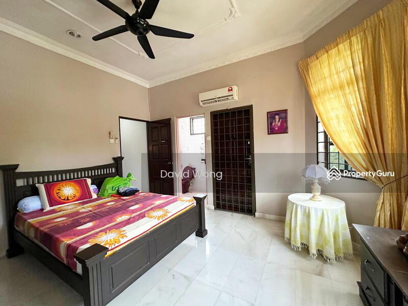 For Sale - Taman Golf