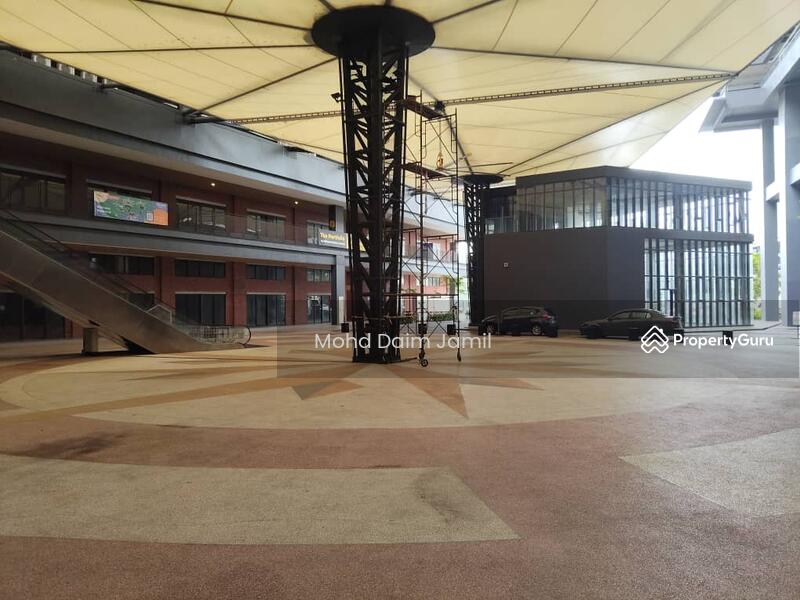 For Rent - 1-month free rental, Retail Space From 1580 to 4032 Sf