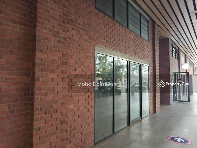For Rent - 1-month free rental, Retail Space From 1580 to 4032 Sf