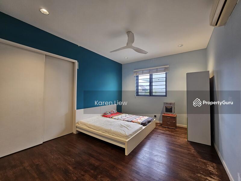 Untuk Dijual - Lake Fields