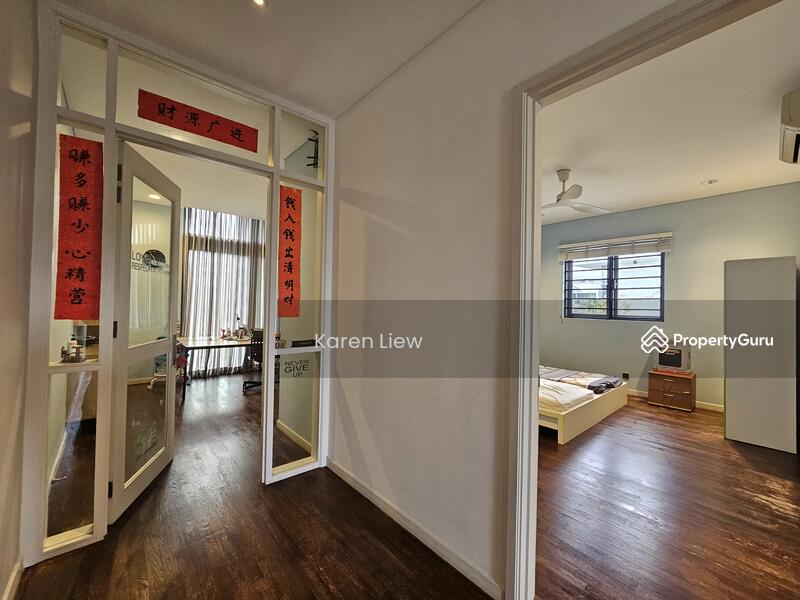Untuk Dijual - Lake Fields