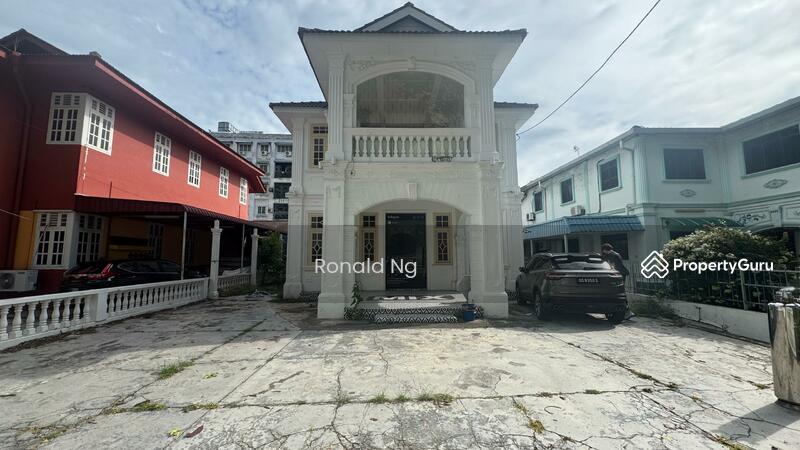 For Rent - 2 Storey Commercial Bungalow Kelawai Gurney