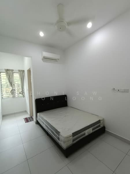Semi-Detached House for Sale in Sunway Cassia (Batu Maung) - Zhonl Saw Boon Loong - Bedroom - PropertyGuru.com.my
