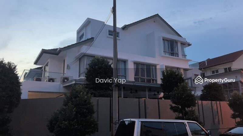 Untuk Dijual - Taman Megah 2