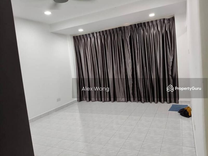 Untuk Disewa - 2 Storey Landed House in Bandar Kinrara Puchong