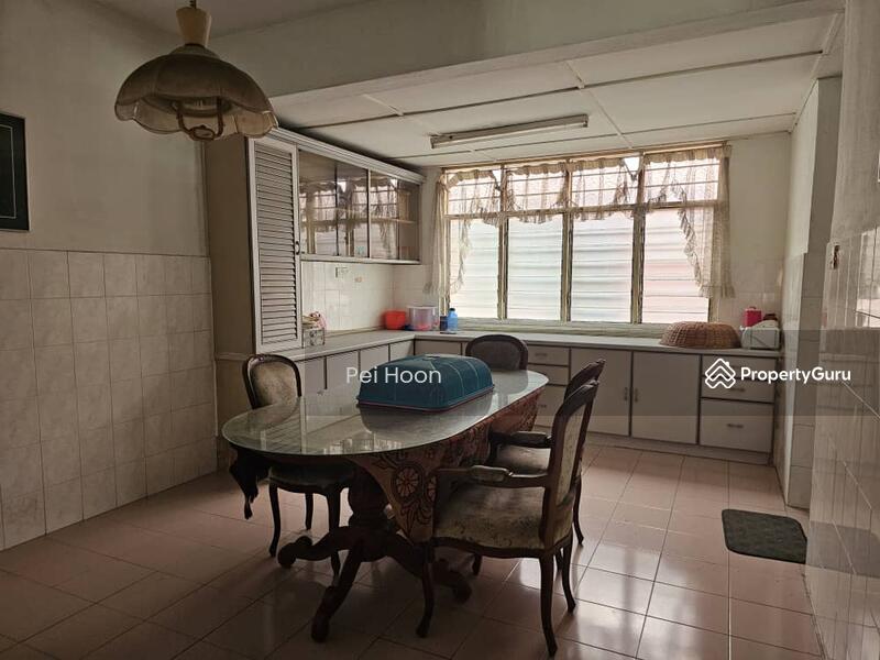 Untuk Dijual - 2 storey Corner Terrace at Mahsuri