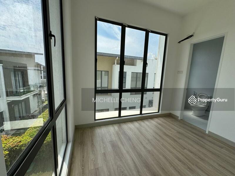 Semi-Detached House for Sale in Diamond City (Semenyih) - MICHELLE CHENG - PropertyGuru.com.my