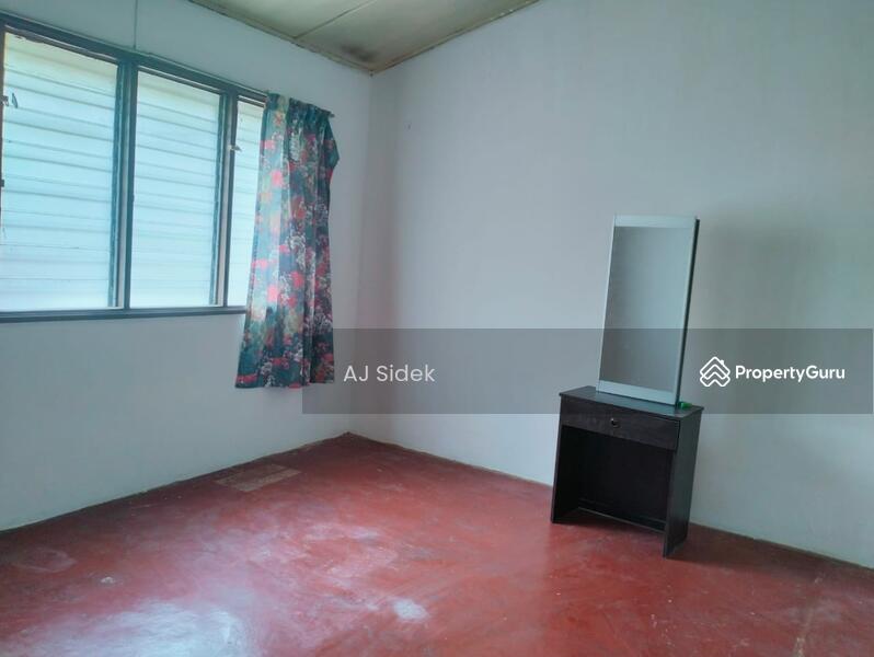 Untuk Dijual - Lembah Keramat