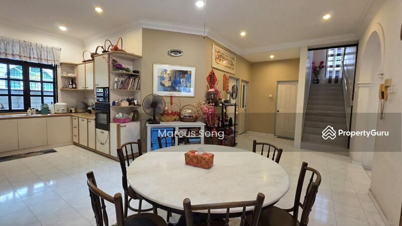 For Sale - Taman Golf Double Storey Bungalow House For Sale