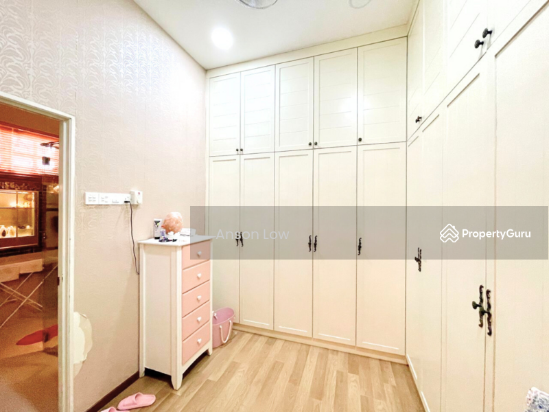 For Sale - 2 Storey Semi D 4,000sf Tastefully Renovated & Furnished Jalan Mas