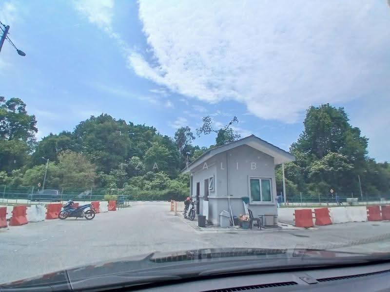 Pangsapuri untuk Dijual di Pangsapuri Seri Iskandar - Iza Talib - Exterior - PropertyGuru.com.my