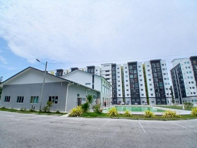 Pangsapuri untuk Dijual di Pangsapuri Seri Iskandar - Iza Talib - Exterior - PropertyGuru.com.my