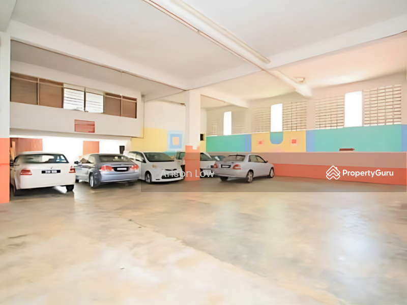 For Sale - 6 Storey Building Hotel 38,000sf Total 64 Rooms Georgetown