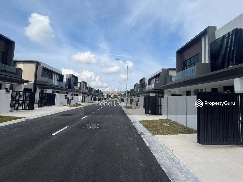 Rumah Berkembar untuk Dijual di Taman Sutera Utama (Skudai) - Fiona Loo - PropertyGuru.com.my