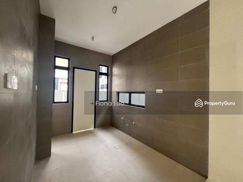 Rumah Berkembar untuk Dijual di Taman Sutera Utama (Skudai) - Fiona Loo - PropertyGuru.com.my