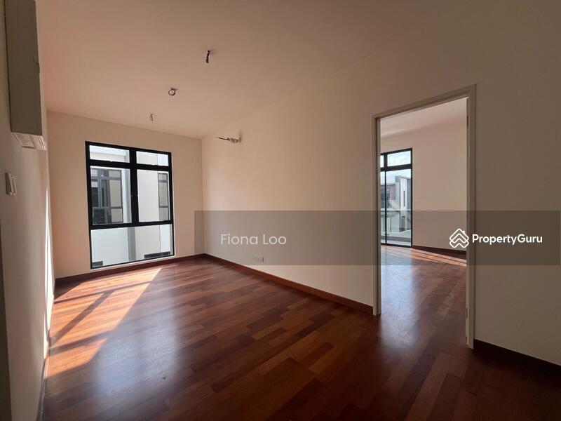 Rumah Berkembar untuk Dijual di Taman Sutera Utama (Skudai) - Fiona Loo - PropertyGuru.com.my