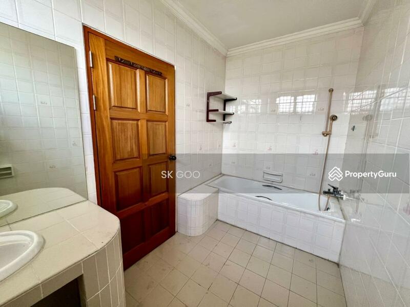 For Sale - BUKIT KESENANGAN