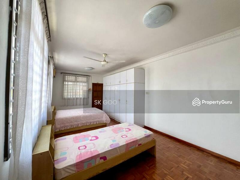 For Sale - BUKIT KESENANGAN