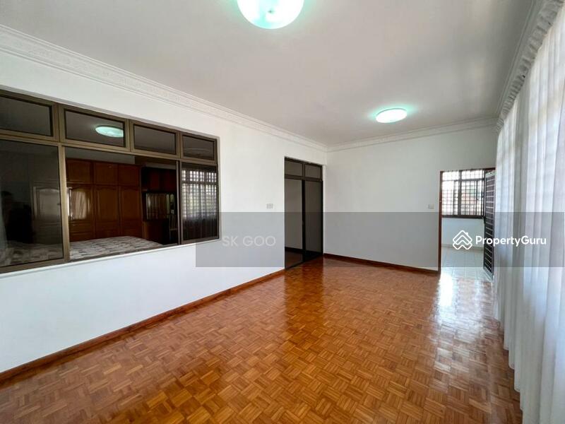 For Sale - BUKIT KESENANGAN