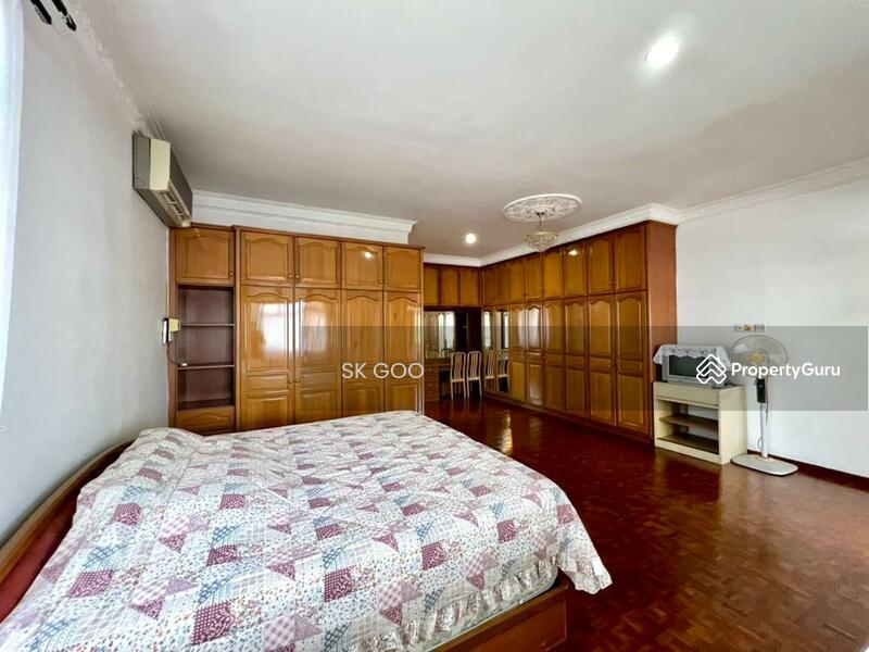 For Sale - BUKIT KESENANGAN