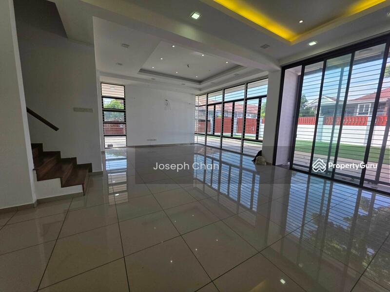Untuk Dijual - Semi-D house at Seksyen 7 Garden Villa