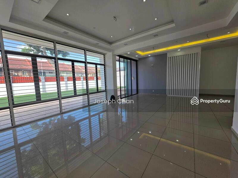 Untuk Dijual - Semi-D house at Seksyen 7 Garden Villa