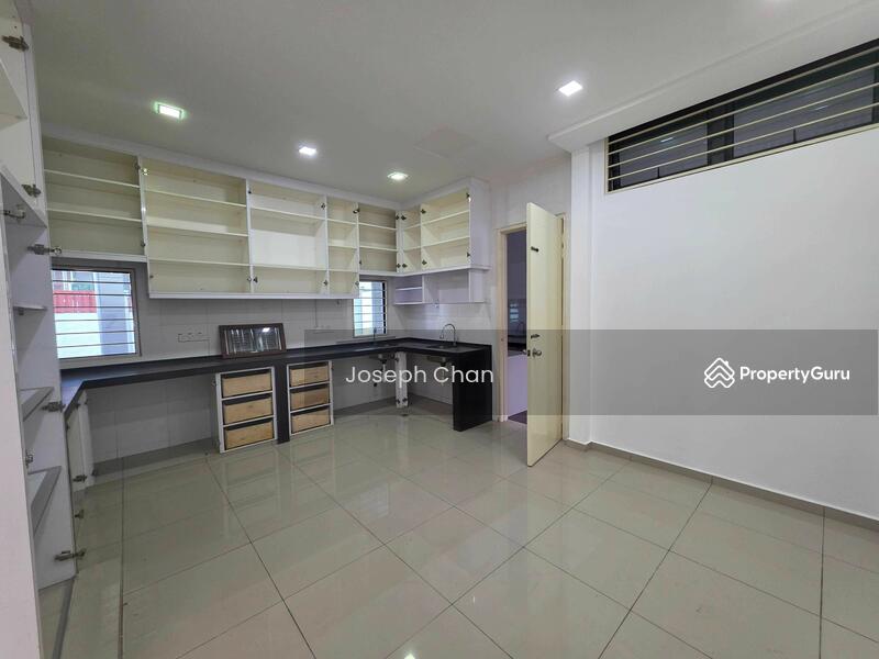 Untuk Dijual - Semi-D house at Seksyen 7 Garden Villa