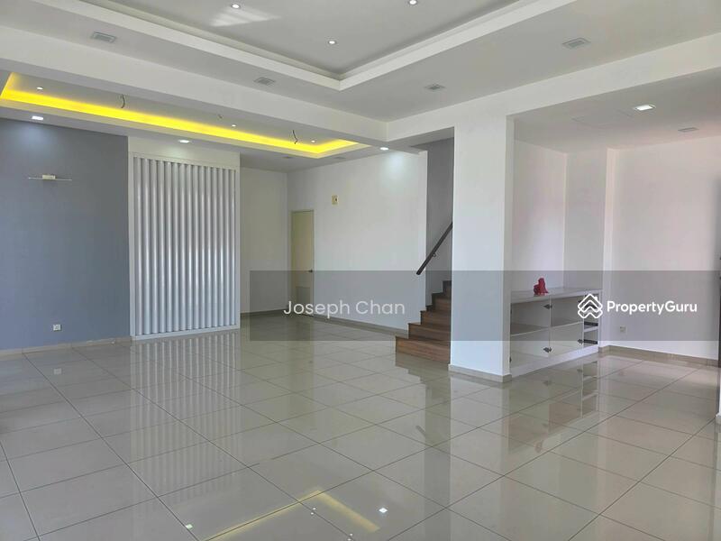 Untuk Dijual - Semi-D house at Seksyen 7 Garden Villa