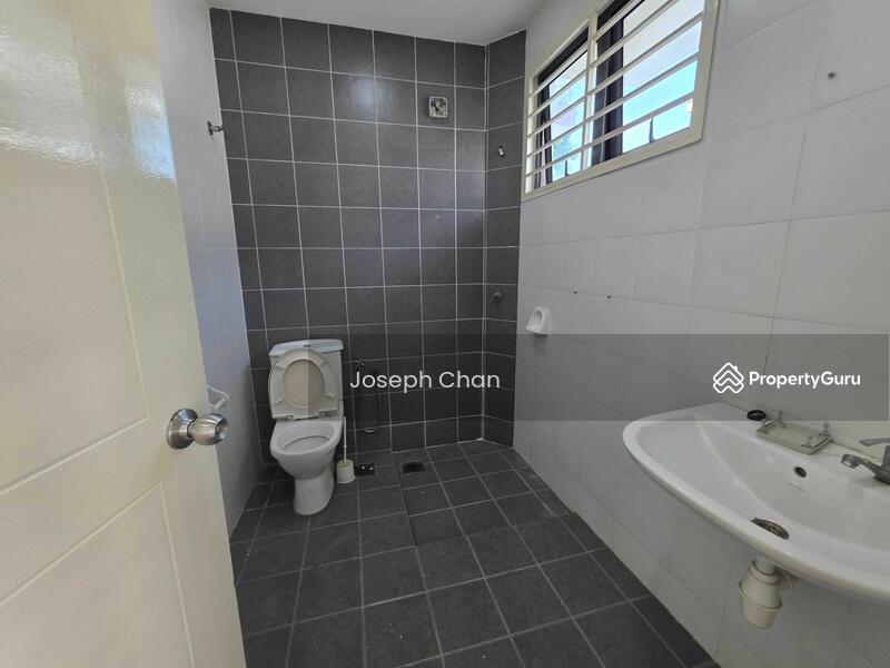 Untuk Dijual - Semi-D house at Seksyen 7 Garden Villa