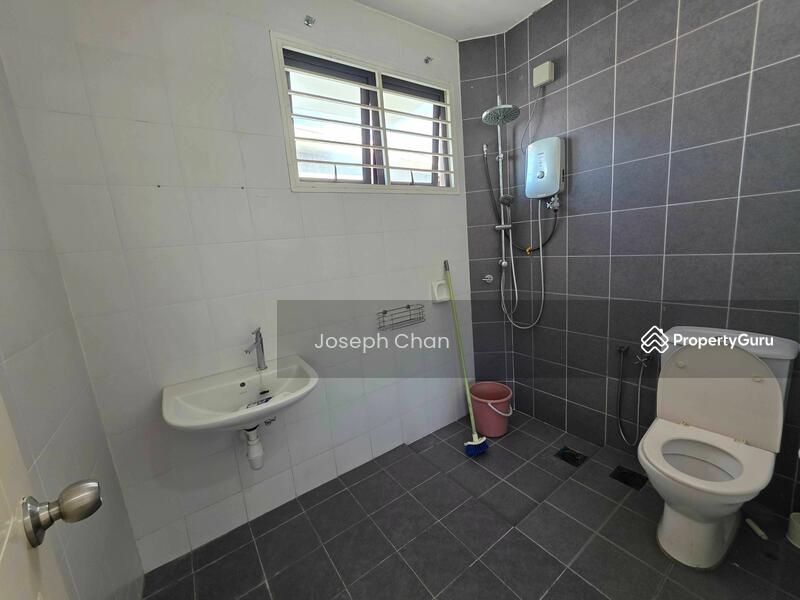 Untuk Dijual - Semi-D house at Seksyen 7 Garden Villa