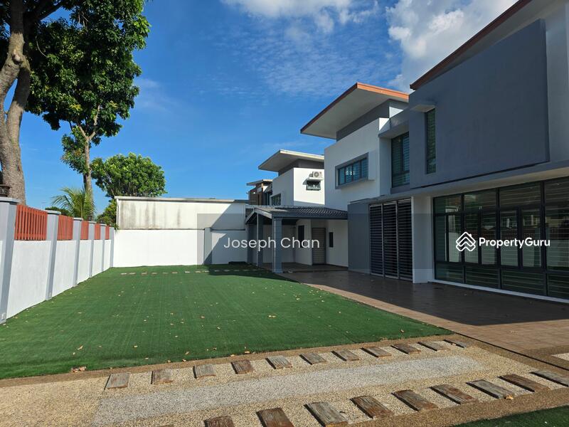 Untuk Dijual - Semi-D house at Seksyen 7 Garden Villa