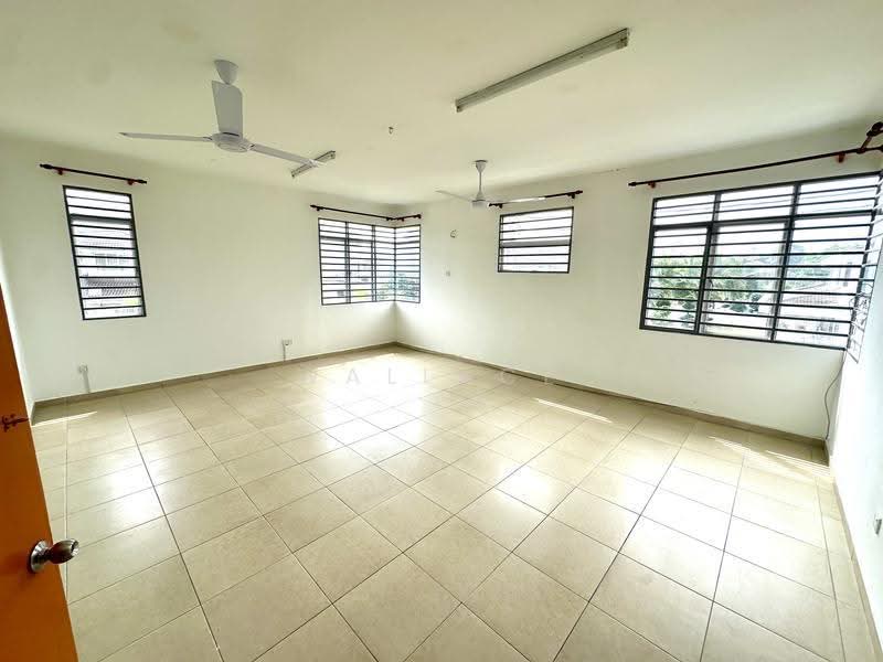 Rumah Berkembar untuk Dijual di Taman Kajang Impian (Kajang) - Wallace Fong - Interior - PropertyGuru.com.my