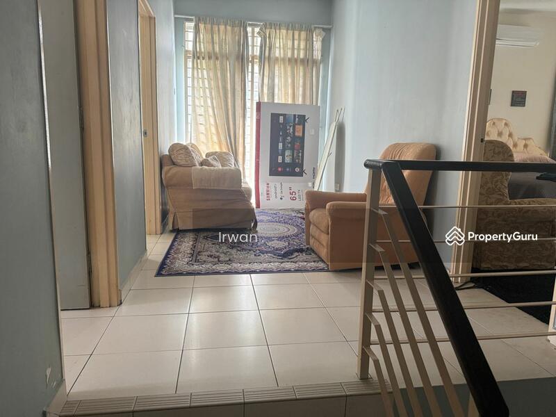 Semi-Detached House for Sale in Bandar Saujana Putra (Tanjong Duabelas) - Irwan Affandi - PropertyGuru.com.my
