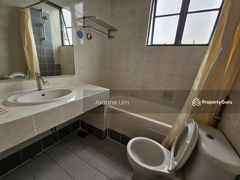 For Rent - Costa Mahkota