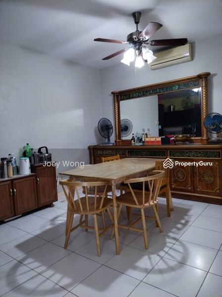 Untuk Dijual - Lake Fields