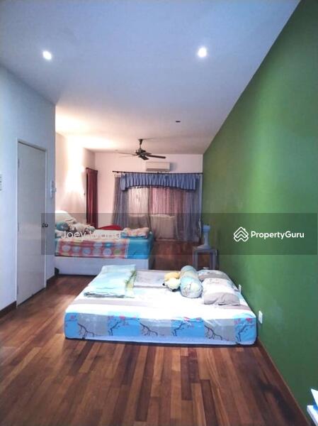 Untuk Dijual - Lake Fields