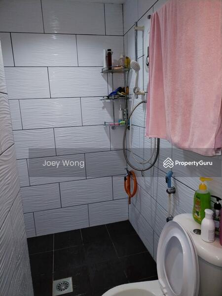 Untuk Dijual - Lake Fields