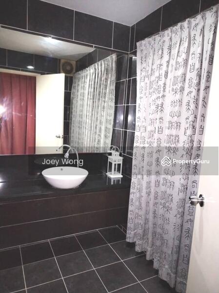 Untuk Dijual - Lake Fields