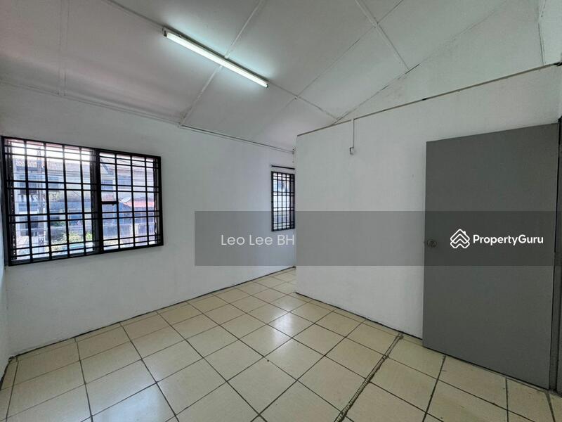 Untuk Dijual - Jalan Panti 8, Bukit Tiram, Ulu Tiram