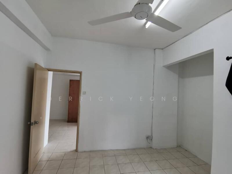 Untuk Disewa - The Heron Residency