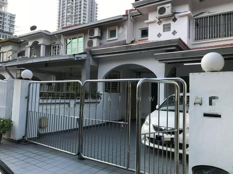 2-storey Terraced House for Sale in Usj 1 (Subang Jaya) - Wei Chiat Hwong - Exterior - PropertyGuru.com.my