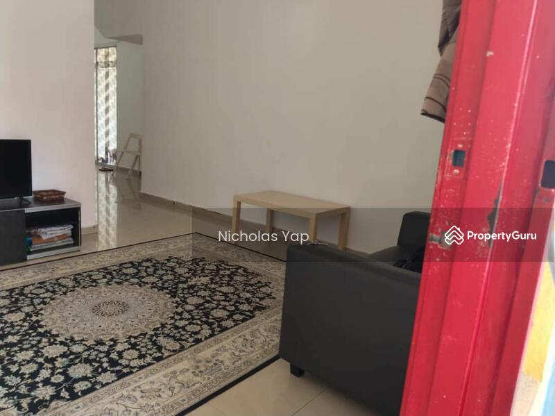 For Rent - Ground floor Townhouse Corner @ Bayu ParkVille Taman Balakong jaya