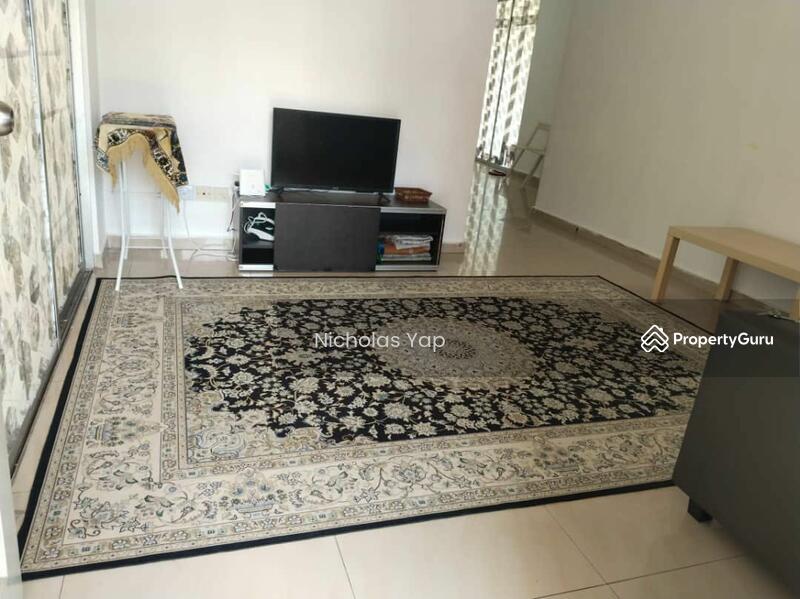 For Rent - Ground floor Townhouse Corner @ Bayu ParkVille Taman Balakong jaya