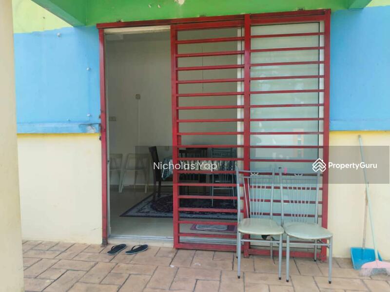 For Rent - Ground floor Townhouse Corner @ Bayu ParkVille Taman Balakong jaya