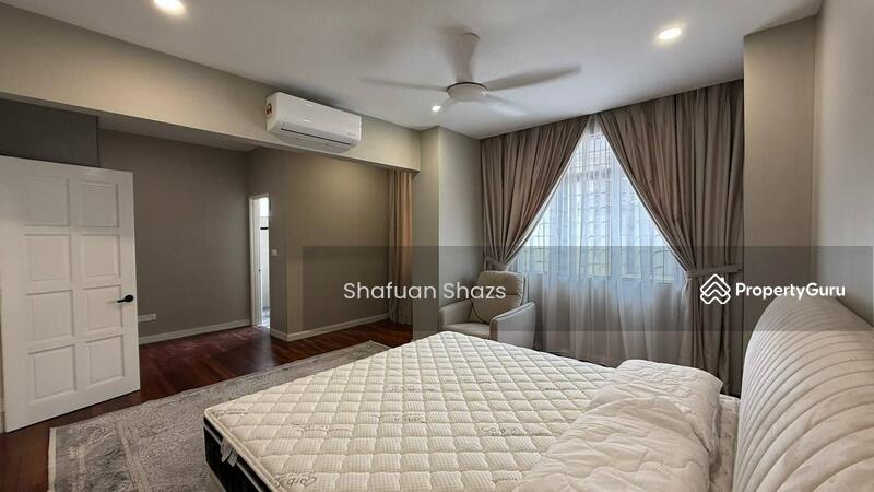 Untuk Dijual - Double Storey Bungalow Jalan Jentayu Bandar Baru Enstek