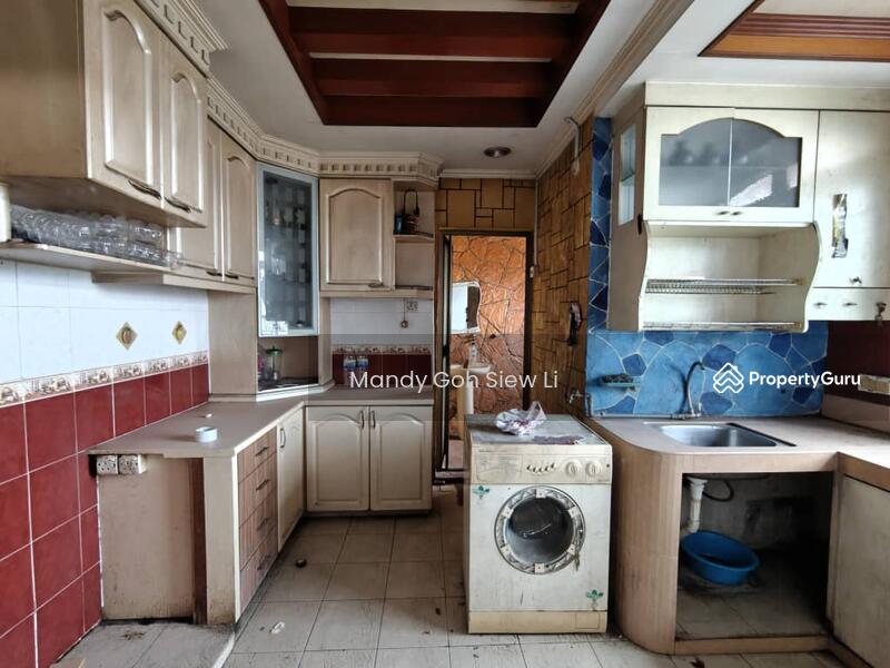 For Rent - Taman Universiti Jalan Perdagangan 1.5 Storey Factory