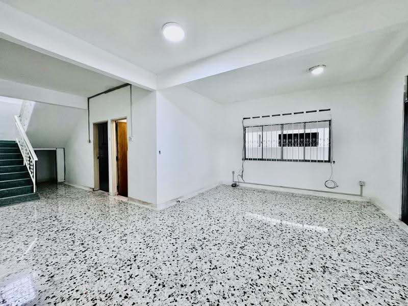 Semi-Detached House for Sale in Taman Nong Chik (Johor Bahru) - Tammy Chin - Interior - PropertyGuru.com.my
