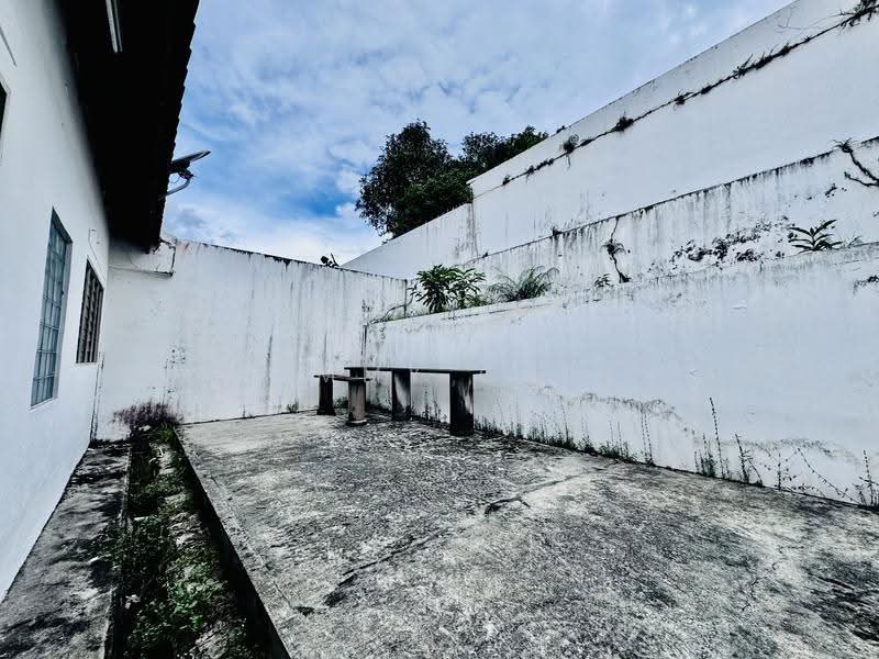 Semi-Detached House for Sale in Taman Nong Chik (Johor Bahru) - Tammy Chin - Exterior - PropertyGuru.com.my